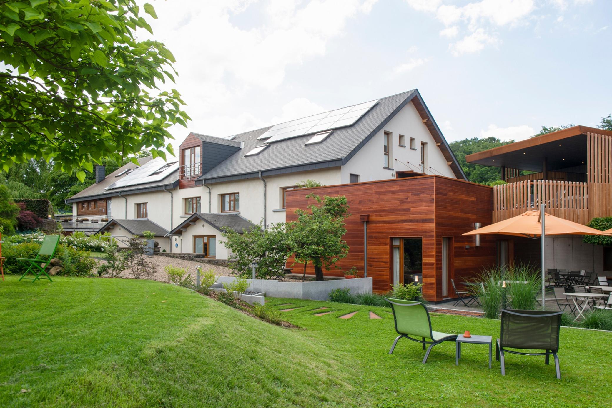 Hostellerie Du Peiffeschof, The Originals Relais Арлон Екстериор снимка