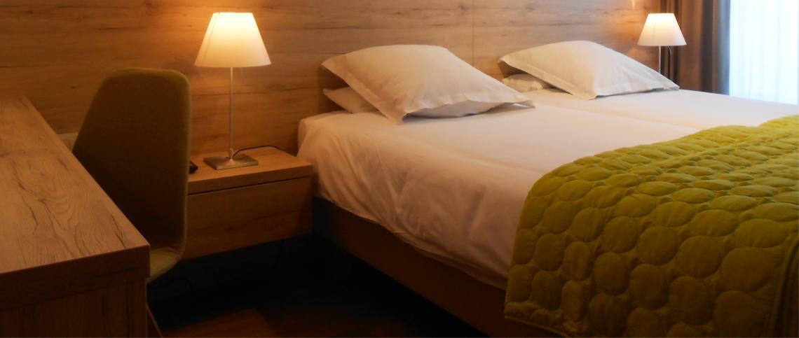 Hostellerie Du Peiffeschof, The Originals Relais Арлон Екстериор снимка